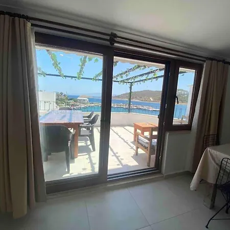 Datca Yat Limani Panaromik Muhtesem Terasli Tatil דירה *