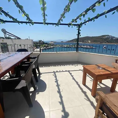 Datça Yat Limanı Panaromik Muhteşem Teraslı Tatil